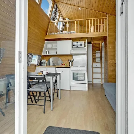 Ferienhaus 1 Bedroom Gorgeous In